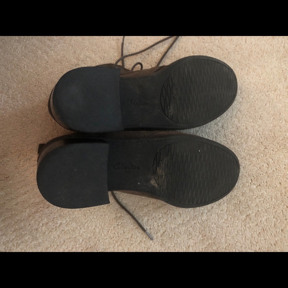 Clark’s Collection Soft Cushion Booties - image 4